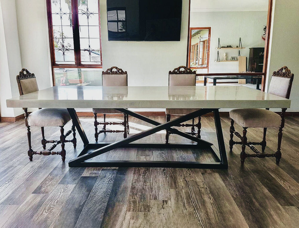 Large dining room table | FLOAT