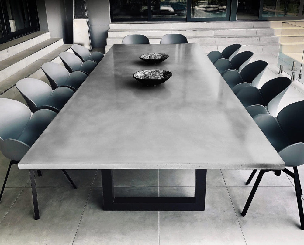 Modern dining table | FLOAT