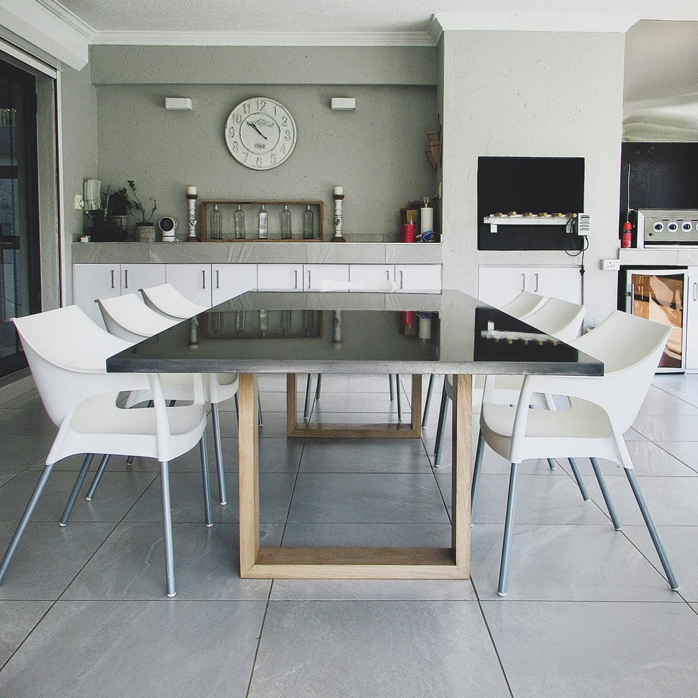 Wood & concrete table | FLOAT